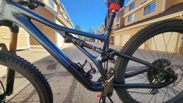 Used Specialized Stumpjumper Pro 2021 2021 Mountainbike, Blue, 29 — image 9 of 13