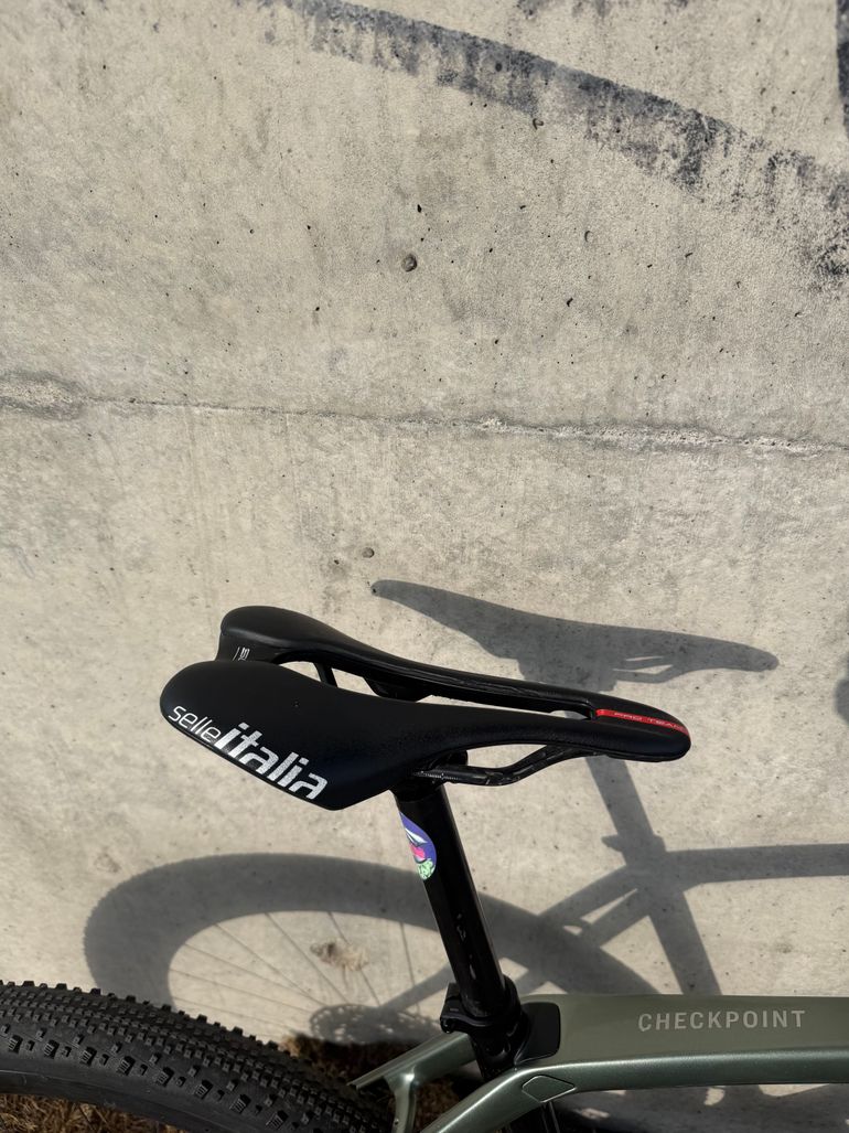 Used Trek Checkpoint SL 6 AXS 2024 2024 Road & Gravel, Green — image 5 of 7