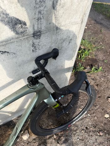 Used Trek Checkpoint SL 6 AXS 2024 2024 Road & Gravel, Green — image 6 of 7