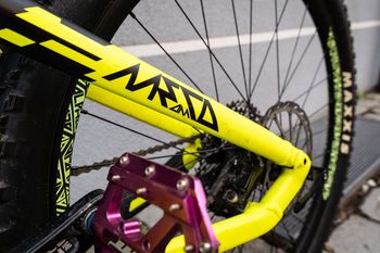 Używany Commencal Meta AM V4 2015 Origin 650B Limited Edition 2015 Mountainbike — zdjęcie 7 z 24