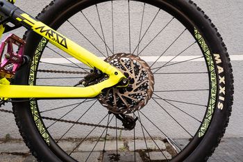 Używany Commencal Meta AM V4 2015 Origin 650B Limited Edition 2015 Mountainbike — zdjęcie 16 z 24