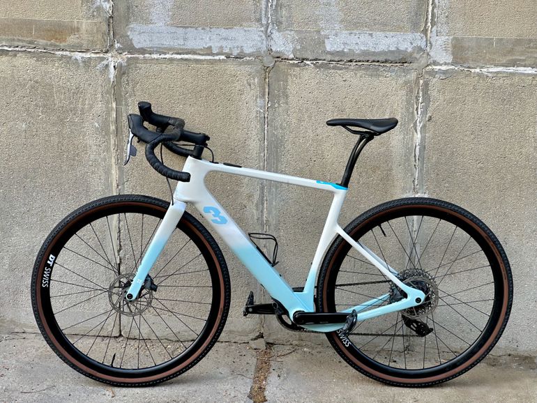 Used 3T BMW GRAVEL ELECTRIC 2025 2025 Road & Gravel, Blue — image 2 of 11