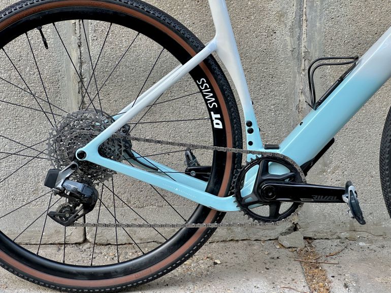Used 3T BMW GRAVEL ELECTRIC 2025 2025 Road & Gravel, Blue — image 6 of 11