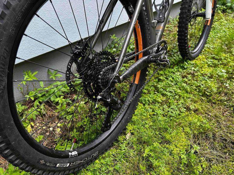 Used ns bikes Eccentric Djambo 2018 2018 Mountainbike, Light Gray — image 4 of 7