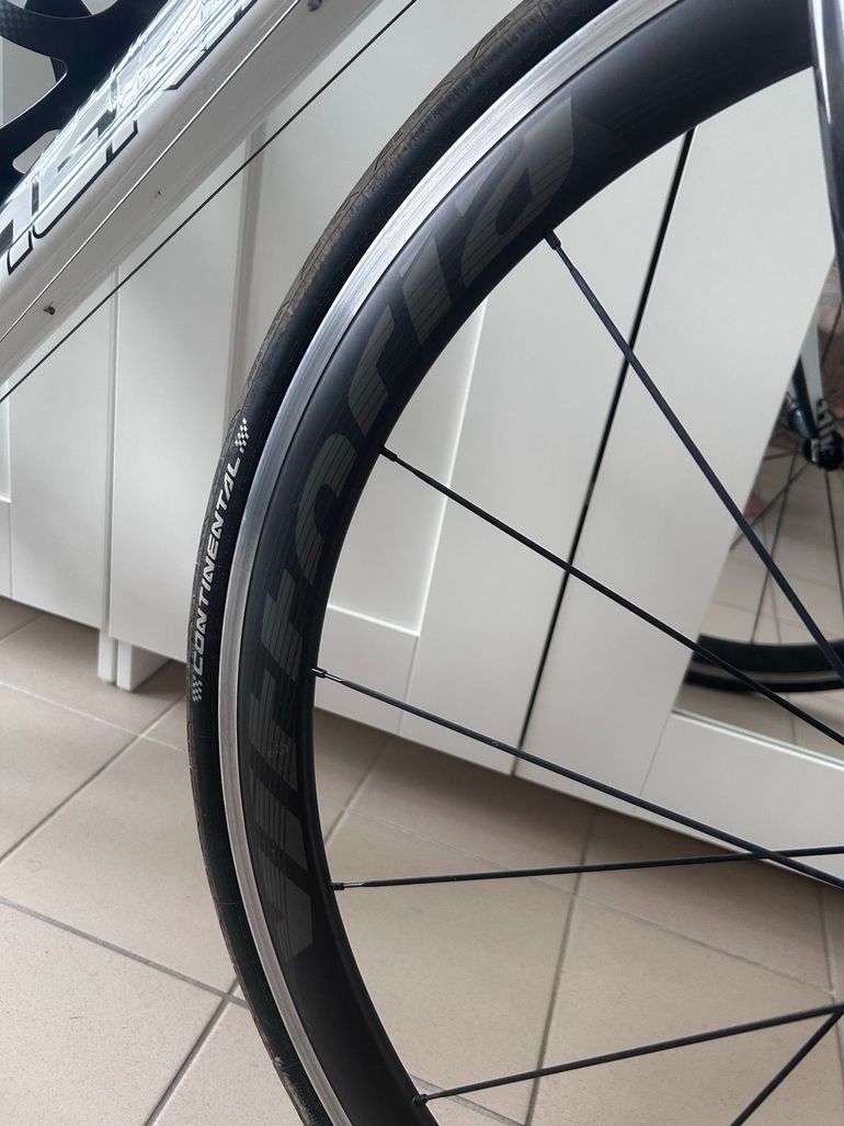 Used Merida Scultura Shimano Ultegra 2014 Road & Gravel, White — image 11 of 11