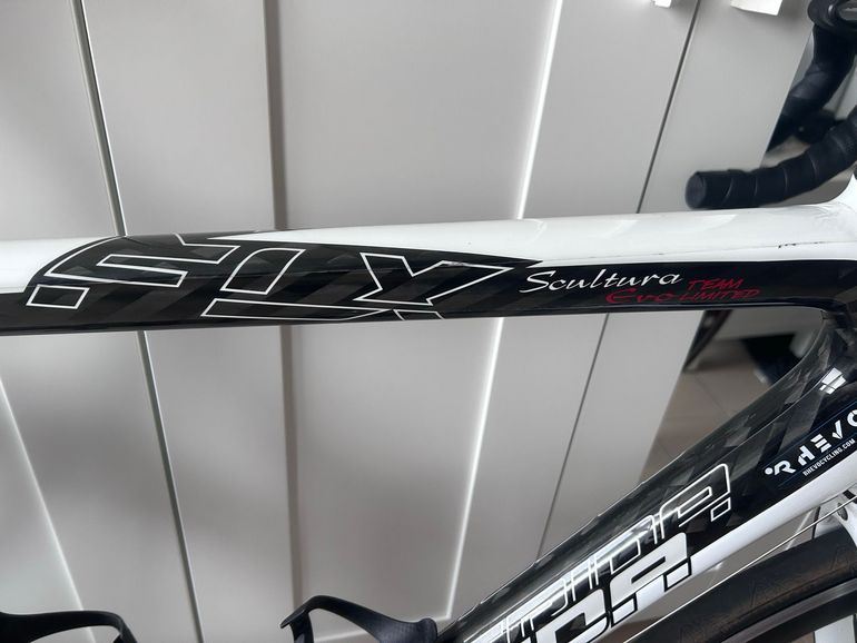 Used Merida Scultura Shimano Ultegra 2014 Road & Gravel, White — image 10 of 11