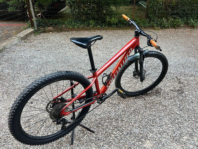 Used Specialized Rockhopper Elite 27.5 2022 2022 Mountainbike, Orange, 27.5 — image 1 of 8