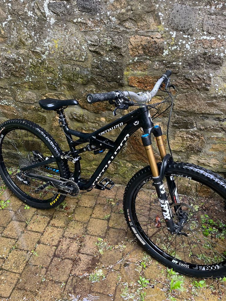 Tweedehands Specialized Enduro Comp 29 2014 2014 Mountainbike — afbeelding 1 van 4