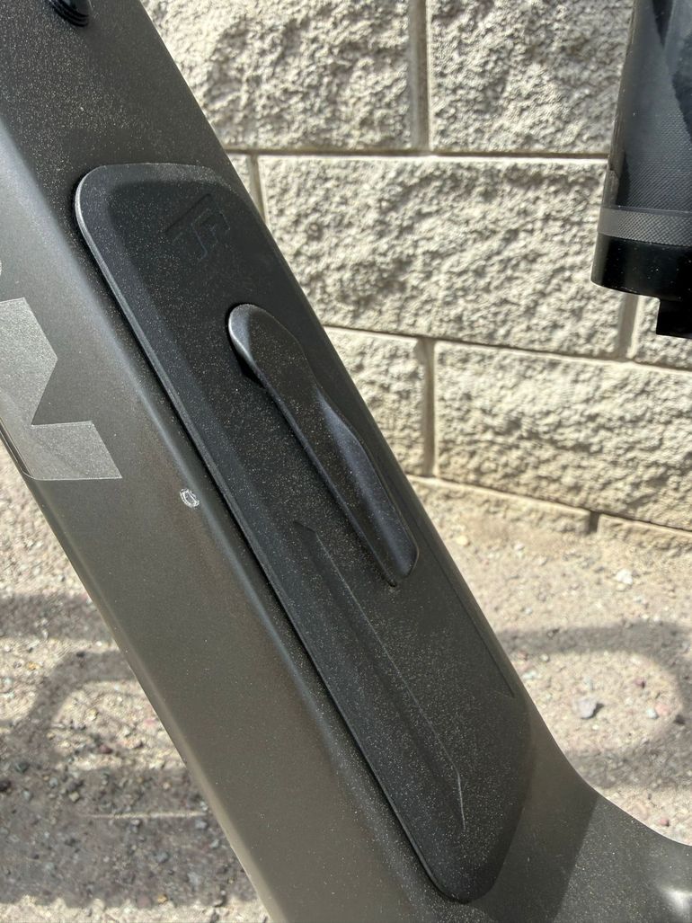 Used Transition Sentinel Carbon XT 2025 2025 Mountainbike, Light Gray — image 14 of 15