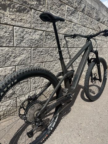 Used Transition Sentinel Carbon XT 2025 2025 Mountainbike, Light Gray — image 10 of 15