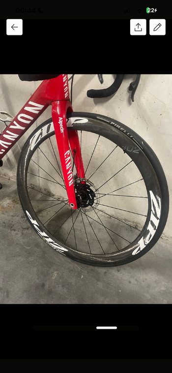 Použité Canyon Aeroad CF SLX Disc 9.0 SL 2019 2019 Road & Gravel — obrázek 4 z 4