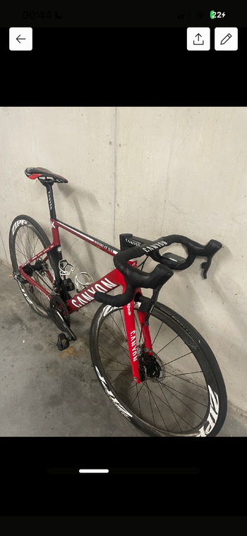 Použité Canyon Aeroad CF SLX Disc 9.0 SL 2019 2019 Road & Gravel — obrázek 2 z 4