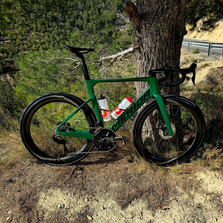 Merida REACTO 8000 2025 2025 Road & Gravel d'occasion — image 2 sur 5