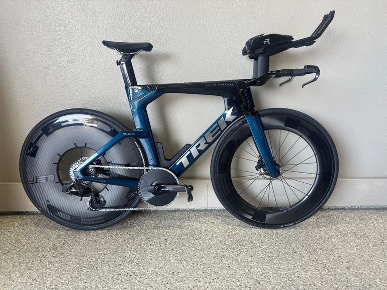 Used Trek Speed Concept SLR 7 AXS 2024 2024 Road & Gravel, Blue — image 1 of 9