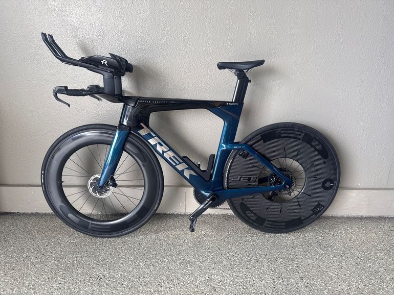 Used Trek Speed Concept SLR 7 AXS 2024 2024 Road & Gravel, Blue — image 2 of 9