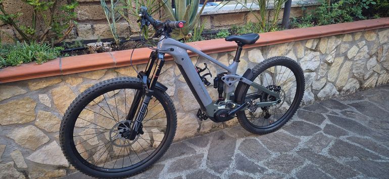 Käytetty Trek Rail+ Shimano Deore XT 2026 Mountainbike — kuva 1 / 8