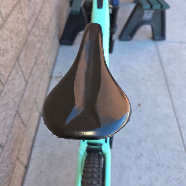 Used Specialized Turbo Levo Alloy 2022 2022 Mountainbike, Green, 29, 27.5 — image 15 of 24