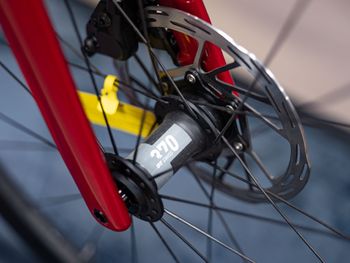 Used Specialized Tarmac SL8 Expert - Shimano Ultegra Di2 2026 2026 Road & Gravel, Red — image 8 of 9