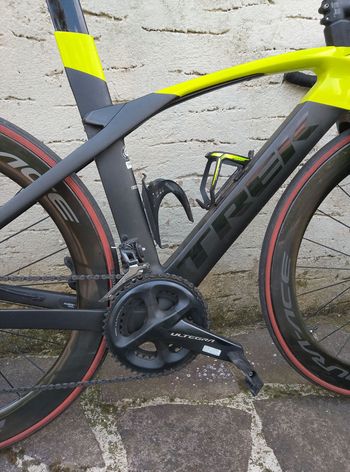 Used Trek Madone SL 6 Di2 2023 2023 Road & Gravel, Black — image 3 of 3