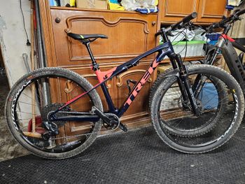 Trek Supercaliber 9.8 GX AXS 2021 2021 Mountainbike d'occasion — image 3 sur 3