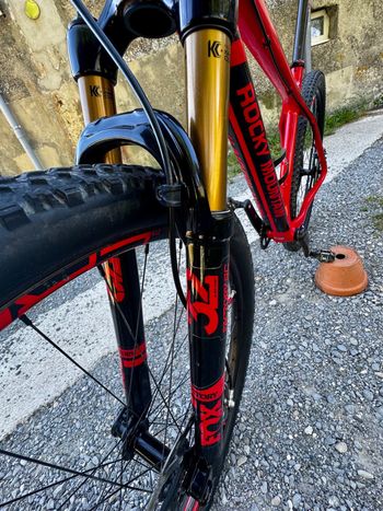 Used Rocky Mountain Vertex 990 RSL 2017 2017 Mountainbike, Red, 29 — image 5 of 7