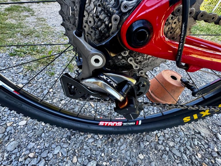 Used Rocky Mountain Vertex 990 RSL 2017 2017 Mountainbike, Red, 29 — image 3 of 7
