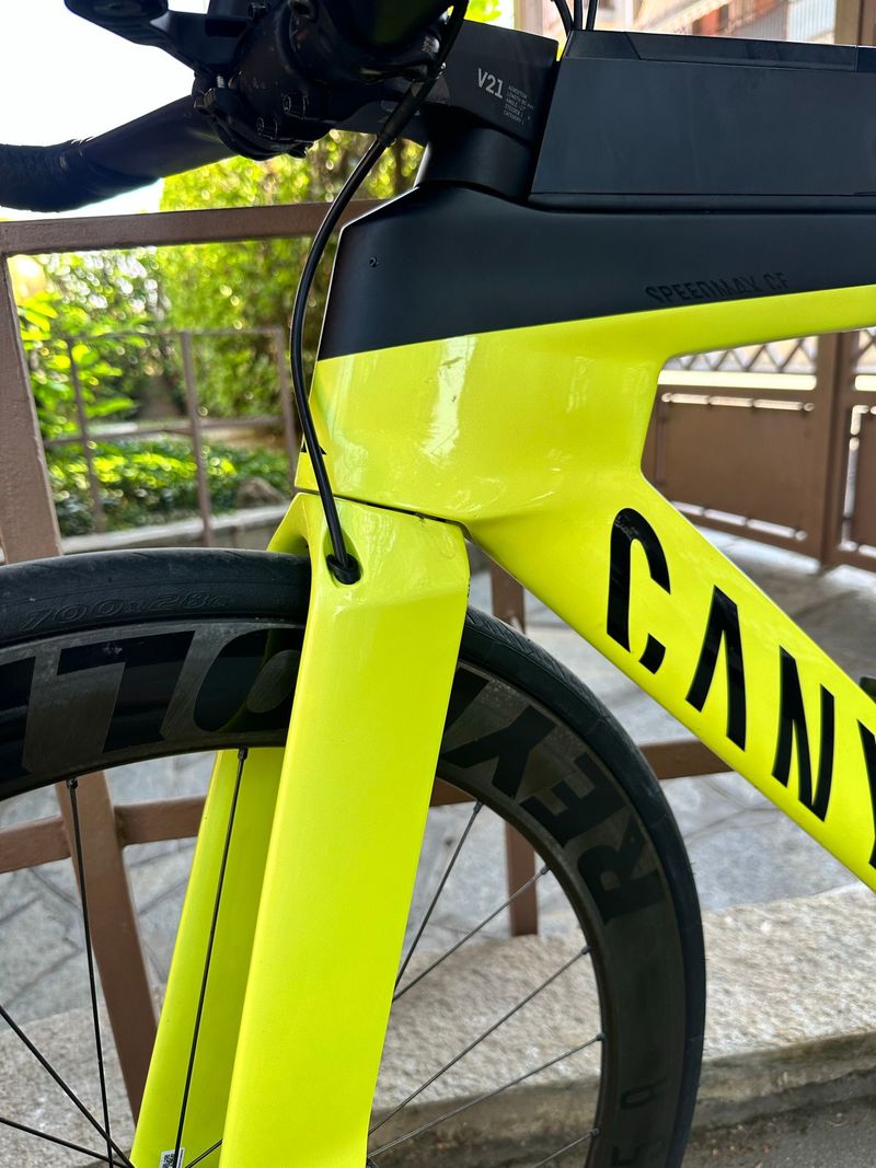 Used Canyon Speedmax CF 7 Disc 2021 2021 Road & Gravel, Orange — image 9 of 12