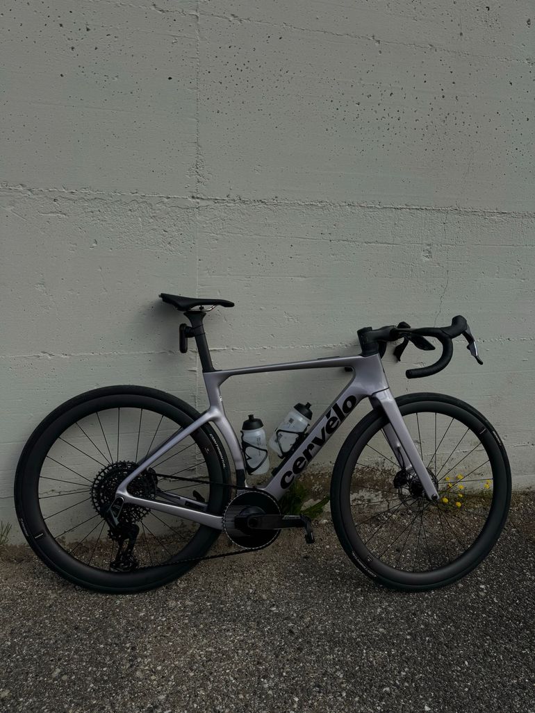 Used Cervélo Áspero-5 Force AXS 1 2026 2026 Road & Gravel, Light Gray — image 1 of 4