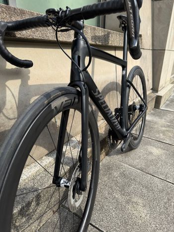 Used Specialized Men's Tarmac Disc Pro 2019 2019 Road & Gravel, Black — image 9 of 13
