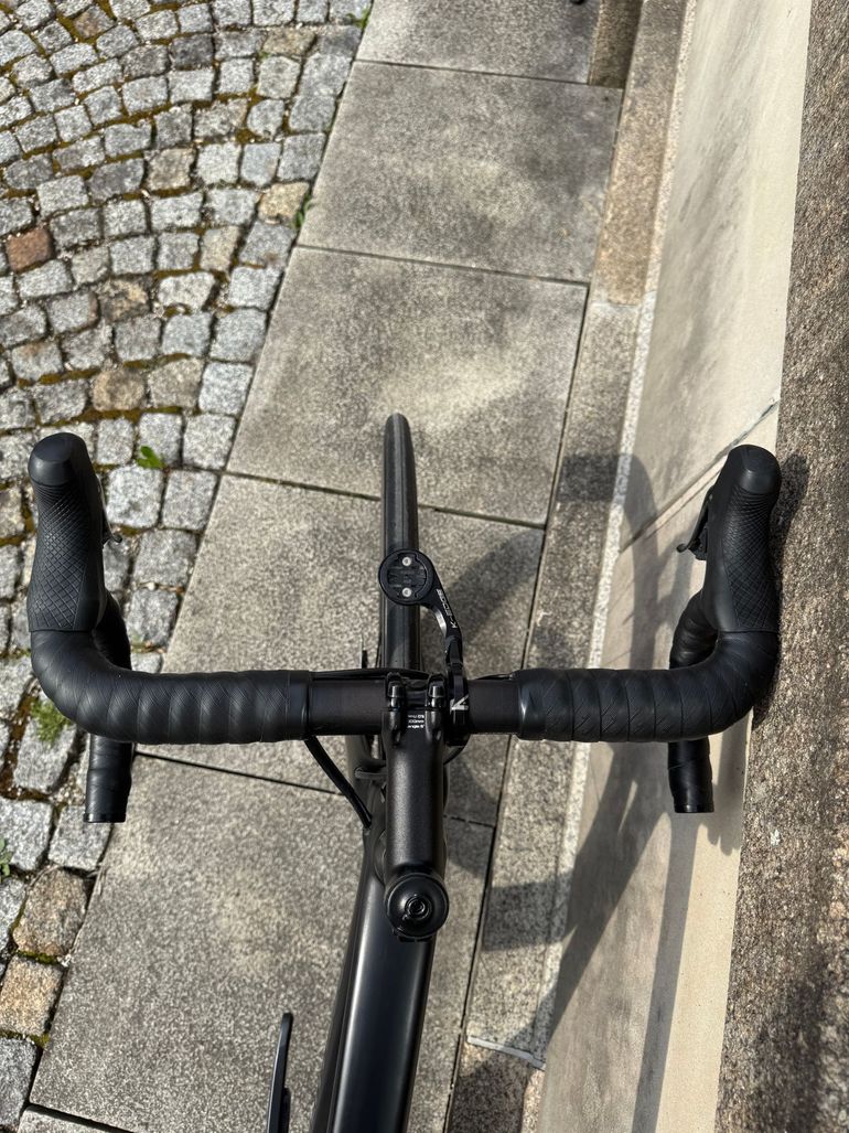 Used Specialized Men's Tarmac Disc Pro 2019 2019 Road & Gravel, Black — image 7 of 13