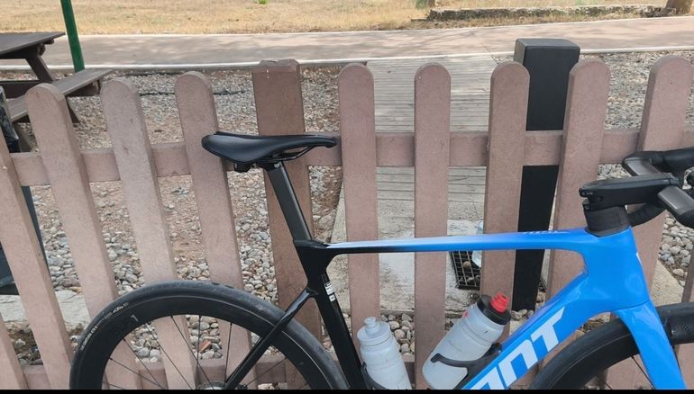 Used Giant Propel Advanced Pro 0 2024 2024 Road & Gravel, Blue — image 14 of 14