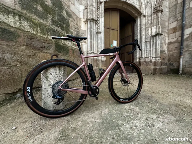 Used Cervélo Aspero Force AXS DT Swiss GRC1400 2023 Road & Gravel, Purple — image 2 of 10