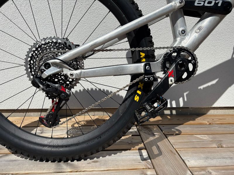 Used Liteville 601 Mk4 Enduro SRAM X01 Eagle 2019 Mountainbike, Light Gray — image 3 of 7
