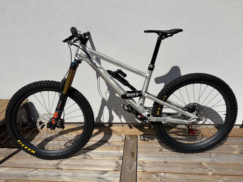 Used Liteville 601 Mk4 Enduro SRAM X01 Eagle 2019 Mountainbike, Light Gray — image 2 of 7