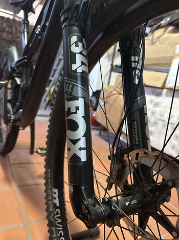Used Canyon Neuron CF 9 2022 2022 Mountainbike, Black, 27.5, 29 — image 22 of 22