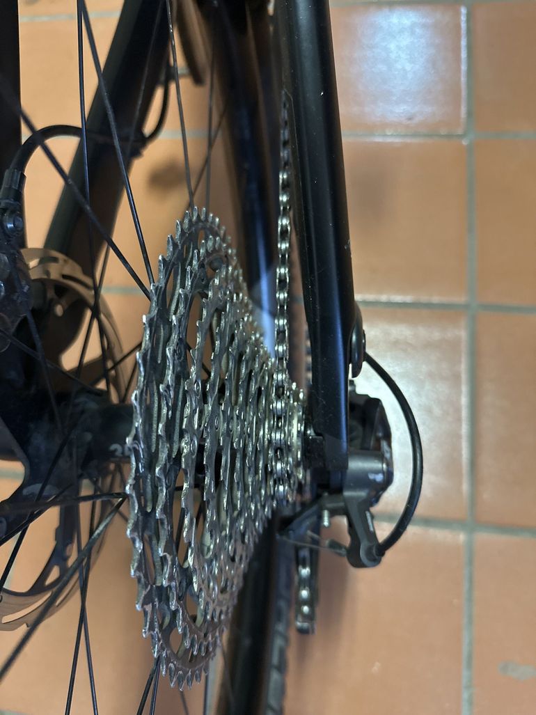 Used Canyon Neuron CF 9 2022 2022 Mountainbike, Black, 27.5, 29 — image 18 of 22