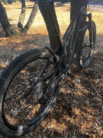 Used Canyon Neuron CF 9 2022 2022 Mountainbike, Black, 27.5, 29 — image 14 of 15