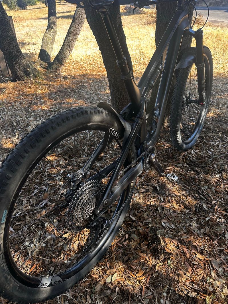 Used Canyon Neuron CF 9 2022 2022 Mountainbike, Black, 27.5, 29 — image 14 of 15