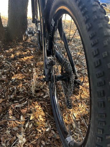 Used Canyon Neuron CF 9 2022 2022 Mountainbike, Black, 27.5, 29 — image 15 of 15