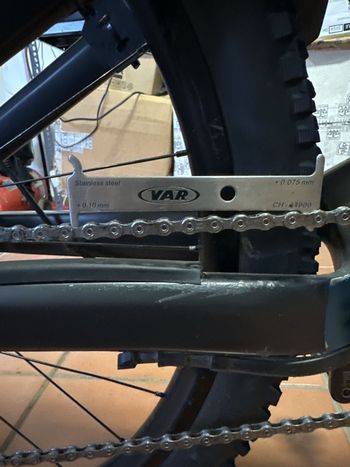 Used Canyon Neuron CF 9 2022 2022 Mountainbike, Black, 27.5, 29 — image 19 of 22