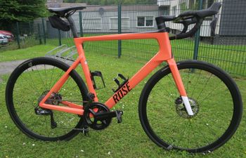 Brugt Rose XLITE 04 Ultegra Di2 2023 2023 Road & Gravel — billede 2 af 7