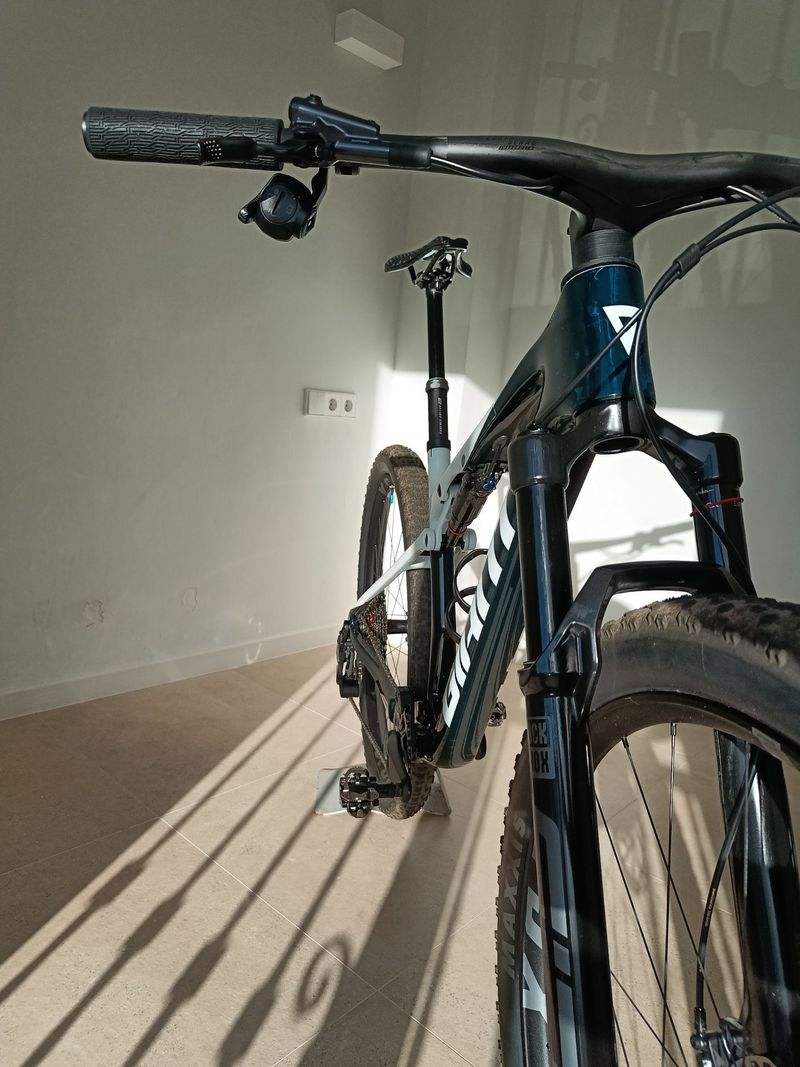Gebrauchtes Giant Anthem Advanced SL 2 2026 2026 Mountainbike, Blau, 29 — Bild 2 von 16