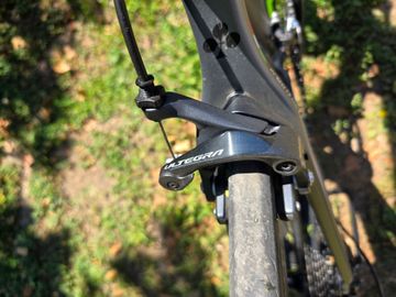 Used Colnago Acr Shimano 105 2018 Road & Gravel, Light Gray — image 9 of 23