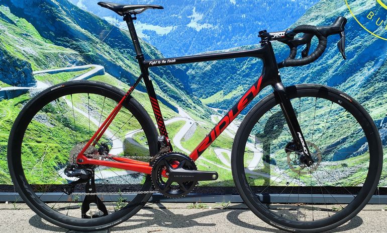 Used Ridley Helium SLX Shimano Ultegra Di2 2x12 2024 Road & Gravel, Black — image 1 of 22