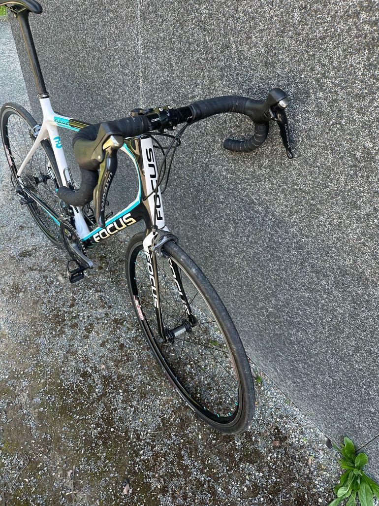 Käytetty Focus IZALCO MAX Ultegra 2017 2017 Road & Gravel — kuva 3 / 8