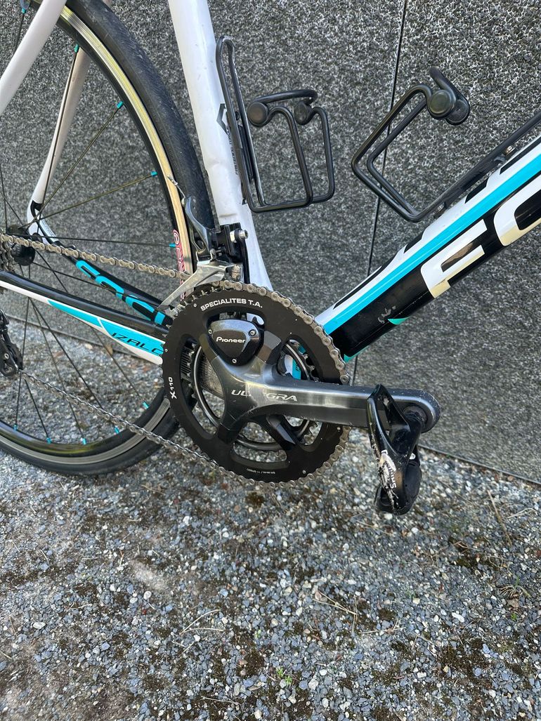 Käytetty Focus IZALCO MAX Ultegra 2017 2017 Road & Gravel — kuva 4 / 8