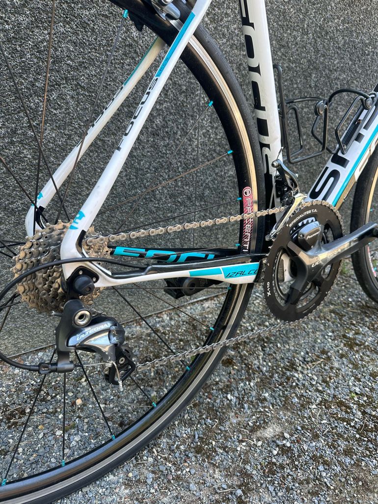 Käytetty Focus IZALCO MAX Ultegra 2017 2017 Road & Gravel — kuva 5 / 8