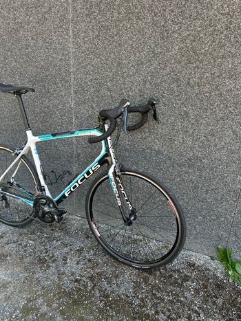Käytetty Focus IZALCO MAX Ultegra 2017 2017 Road & Gravel — kuva 2 / 8