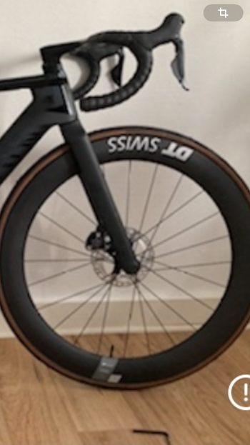 Used Canyon Aeroad CF SLX 8 Disc Di2 2023 2023 Road & Gravel, Black — image 2 of 3