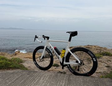 Brugt Canyon Aeroad CF SLX 7 Di2 2025 2025 Road & Gravel — billede 3 af 3